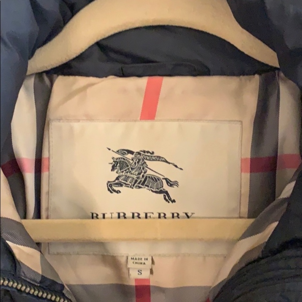 Burberry woman quilted puffer jacket